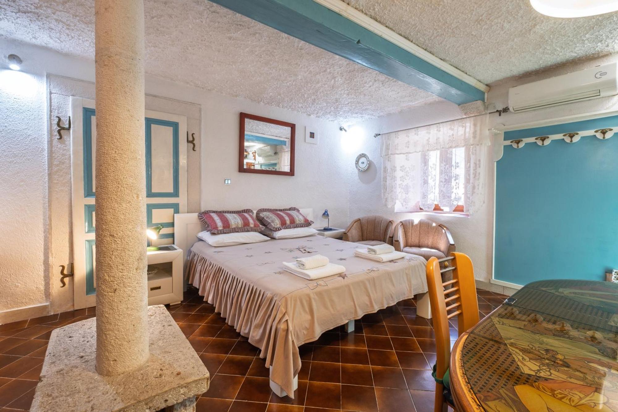 Bluemarine Rooms & Apartments Perast Buitenkant foto