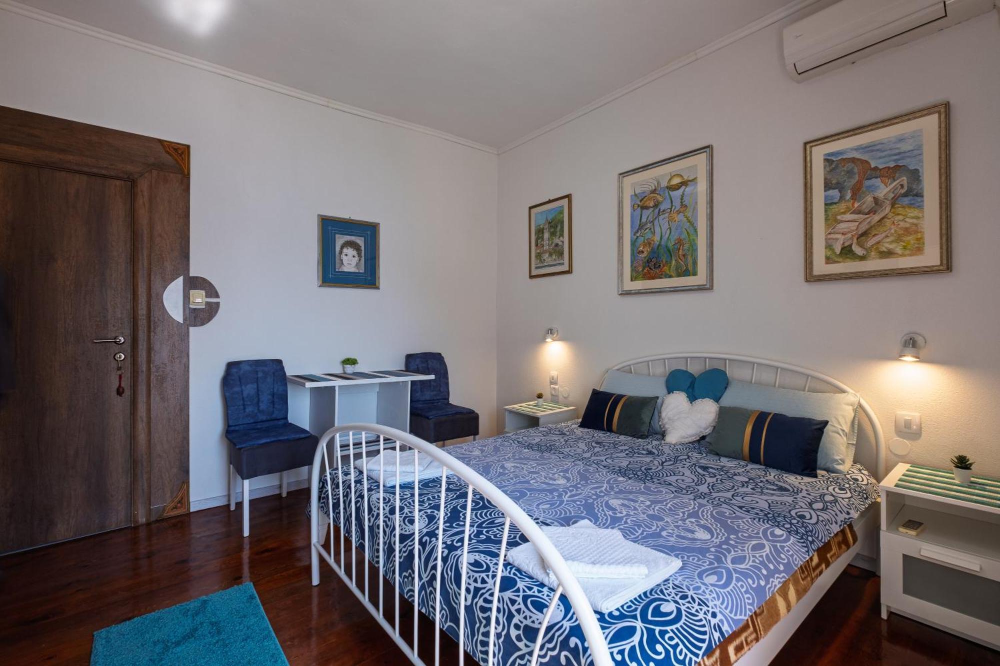 Bluemarine Rooms & Apartments Perast Buitenkant foto